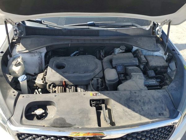 2017 KIA SORENTO L, LX