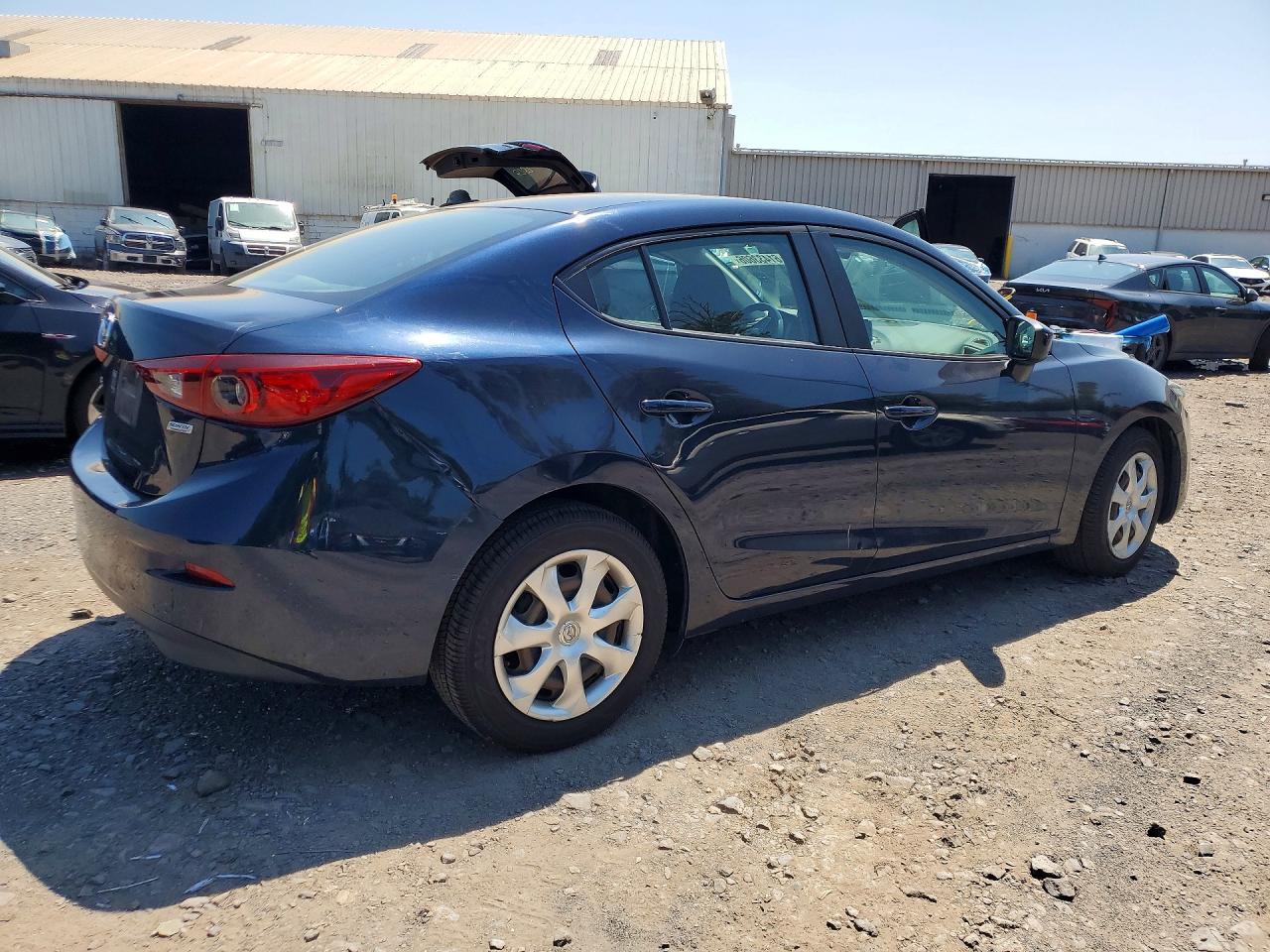 2017 MAZDA 3 Sport