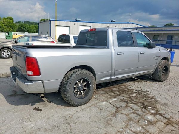 2020 RAM 1500 CLASSIC SLT