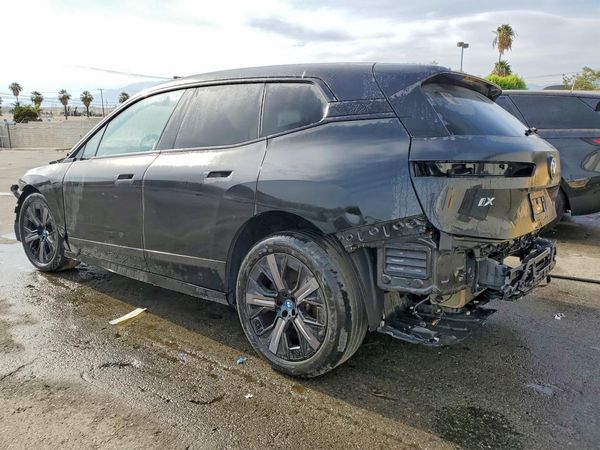 2024 BMW IX xDrive50