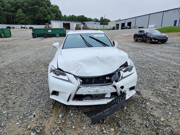 2016 LEXUS IS