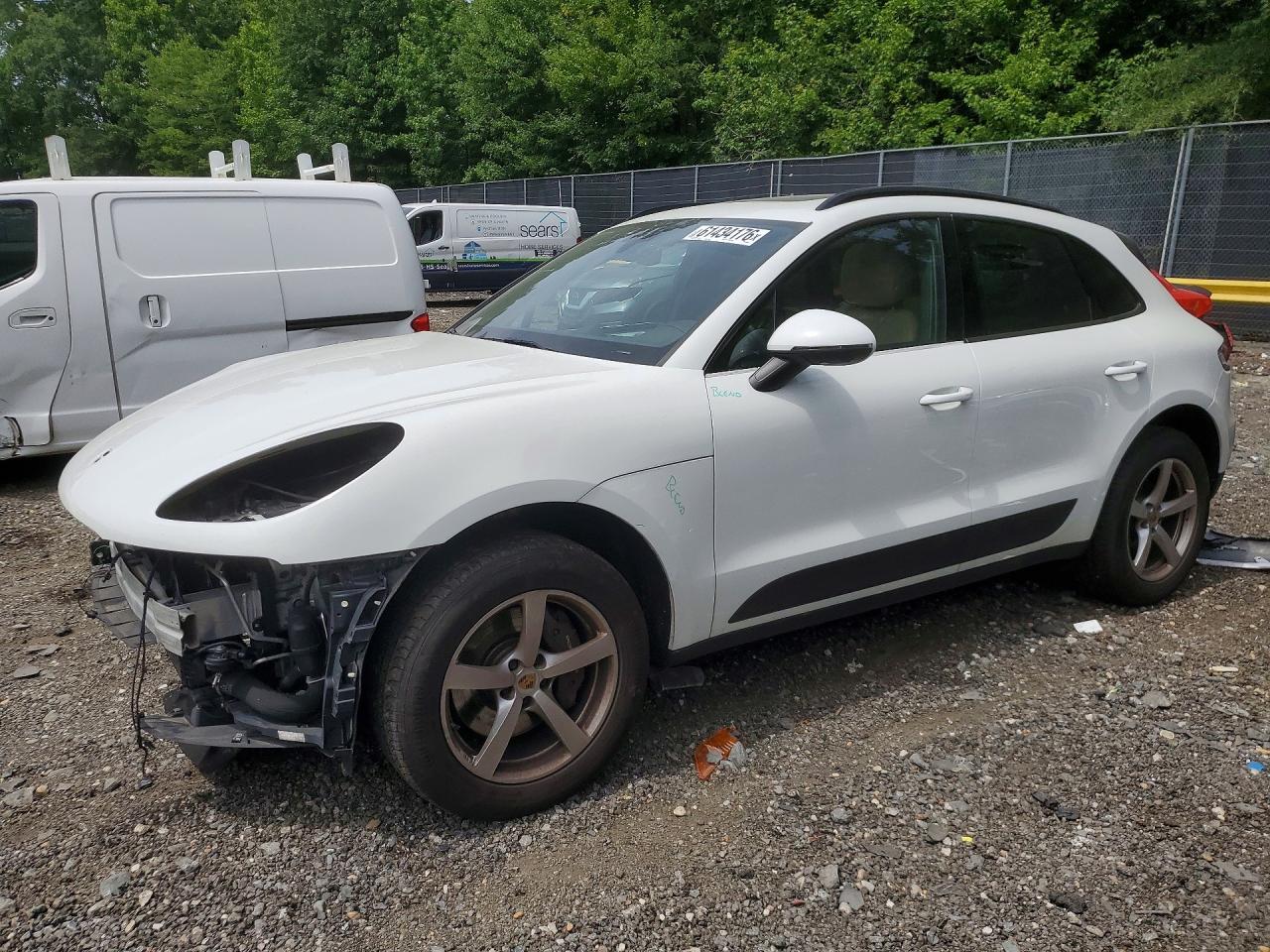 2021 PORSCHE MACAN Base