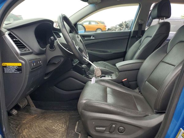 2016 HYUNDAI TUCSON