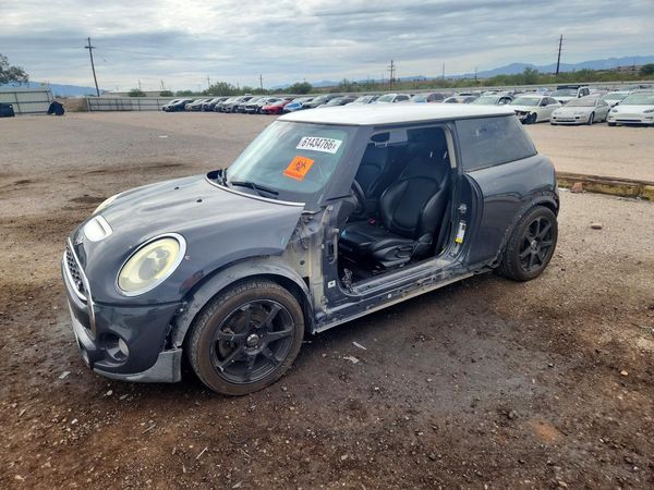 2015 MINI COOPER