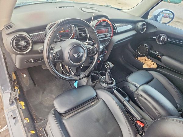 2015 MINI COOPER