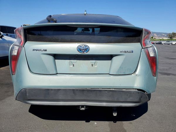 2017 TOYOTA PRIUS