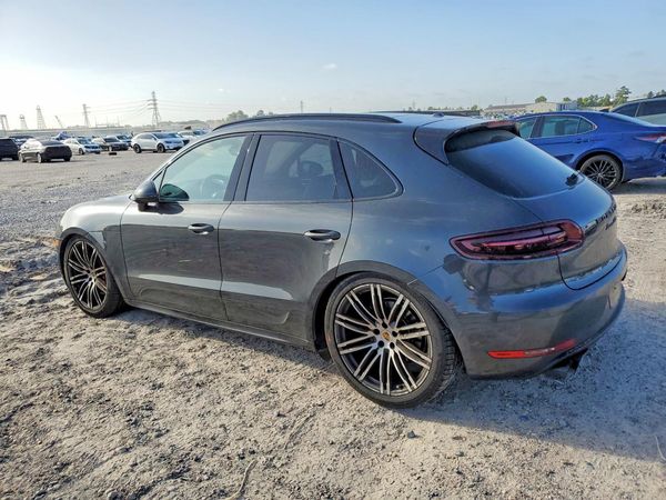 2017 PORSCHE MACAN