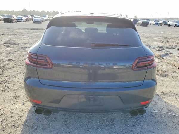 2017 PORSCHE MACAN