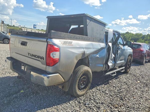 2017 TOYOTA TUNDRA SR/SR5