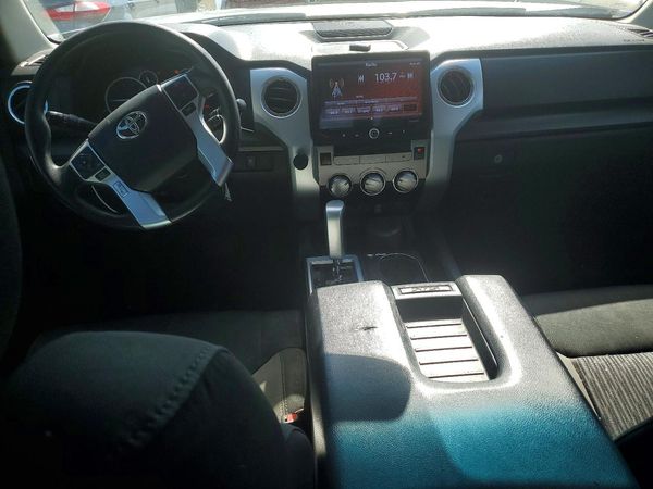 2017 TOYOTA TUNDRA SR/SR5