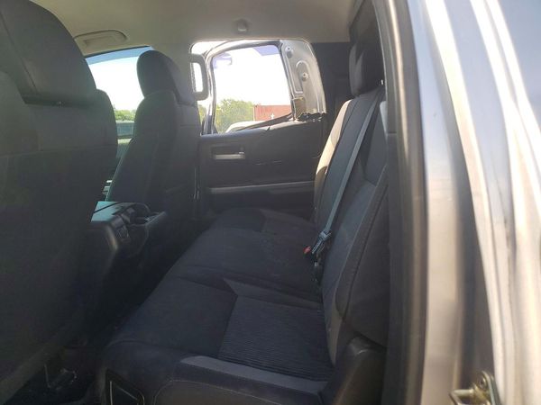 2017 TOYOTA TUNDRA SR/SR5