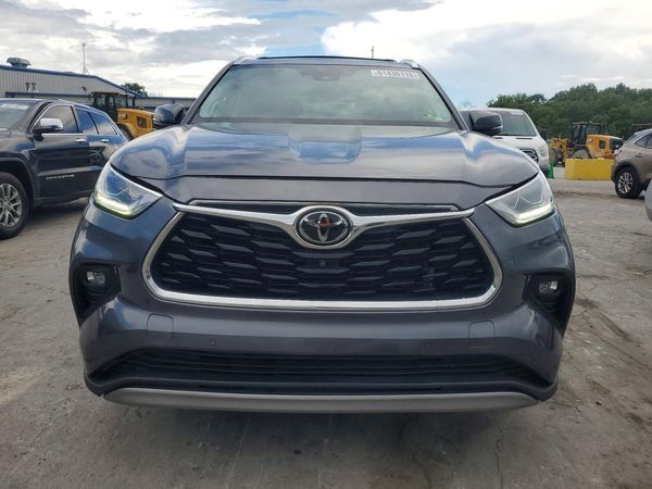 2024 TOYOTA HIGHLANDER