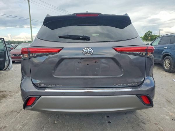 2024 TOYOTA HIGHLANDER