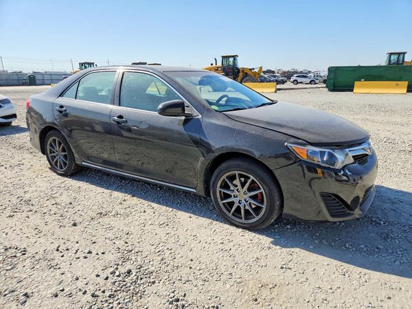 2013 TOYOTA CAMRY