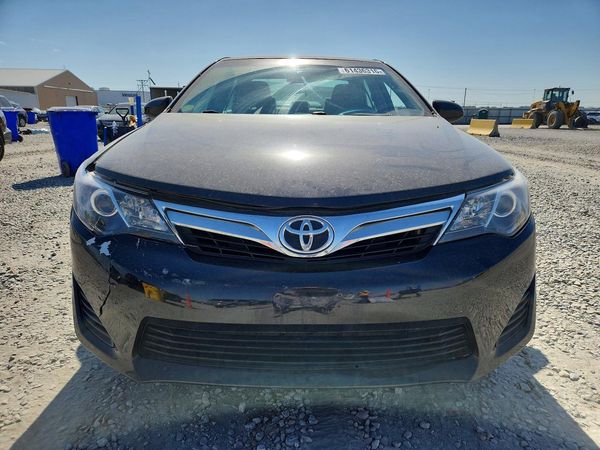 2013 TOYOTA CAMRY