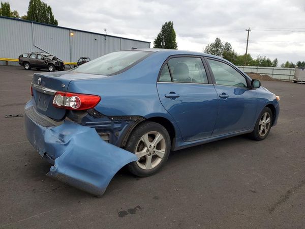 2013 TOYOTA COROLLA