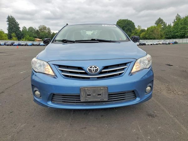 2013 TOYOTA COROLLA