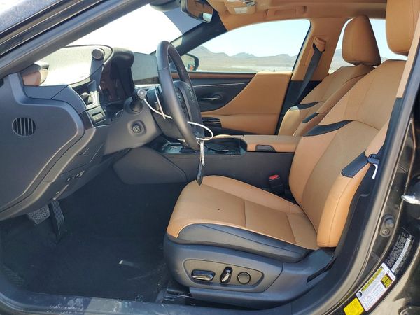 2025 LEXUS ES 350