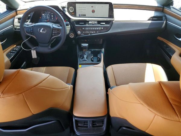 2025 LEXUS ES 350