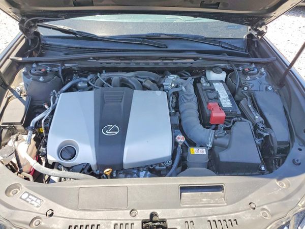 2025 LEXUS ES 350