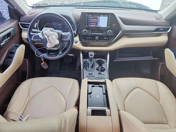 2021 TOYOTA HIGHLANDER