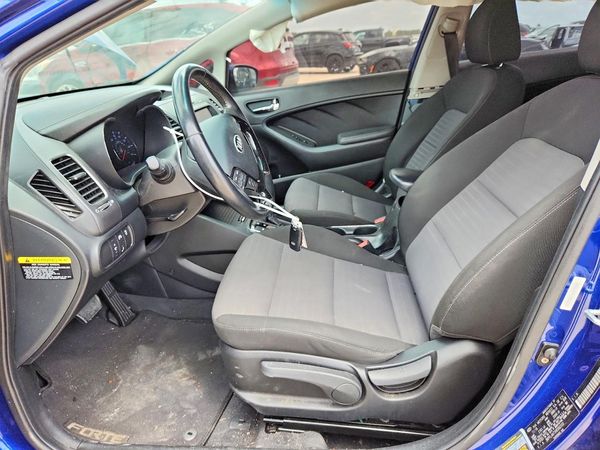 2017 KIA FORTE LX Popular, S