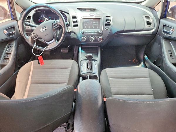 2017 KIA FORTE LX Popular, S