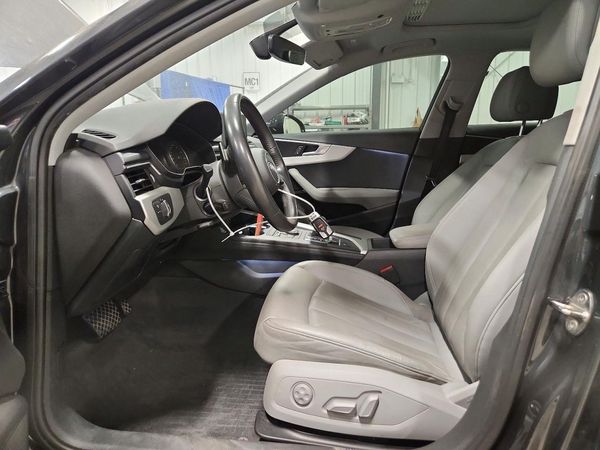 2019 AUDI A4
