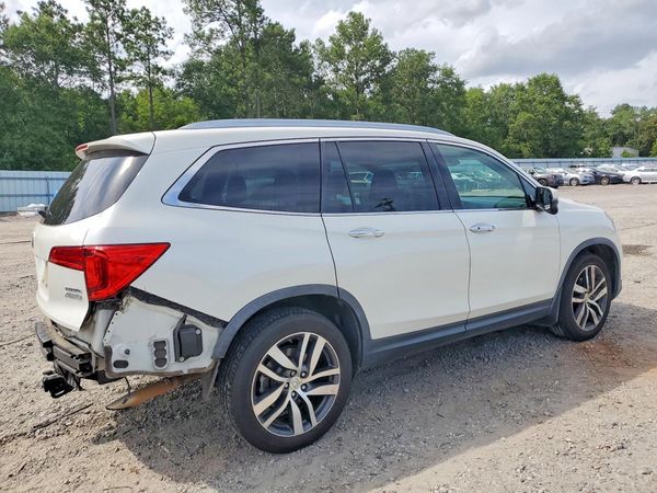 2017 HONDA PILOT TOURING