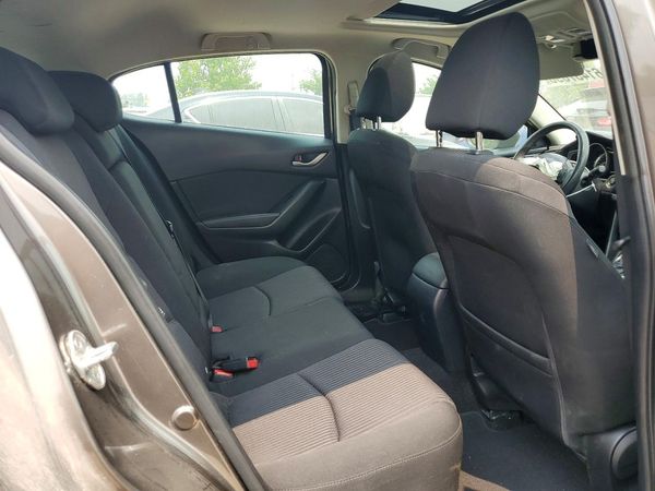 2015 MAZDA 3 Touring/GS