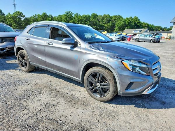 2017 MERCEDES-BENZ GLA GLA250-4M
