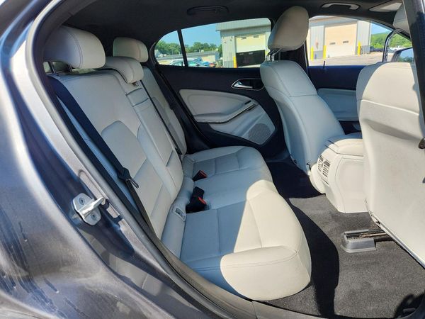 2017 MERCEDES-BENZ GLA GLA250-4M