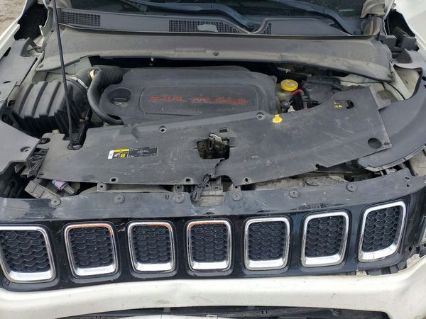 2018 JEEP COMPASS LATITUDE 4X2