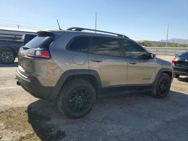 2019 JEEP CHEROKEE TRAILHAWK 4X4