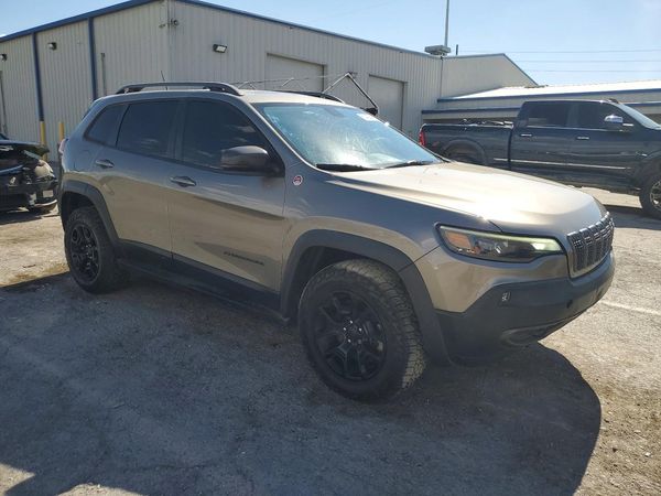2019 JEEP CHEROKEE TRAILHAWK 4X4