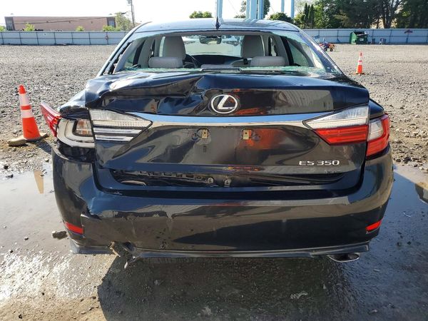 2016 LEXUS ES