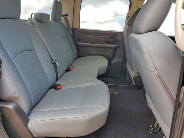 2019 RAM 1500 CLASSIC Tradesman, ST