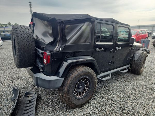 2017 JEEP WRANGLER UNLIMITED Unlimited Sahara