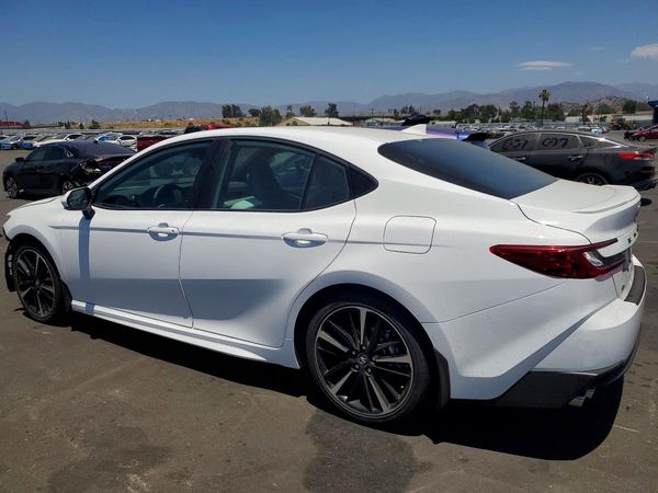 2026 TOYOTA CAMRY