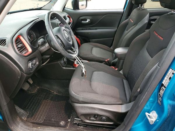 2022 JEEP RENEGADE TRAILHAWK 4X4
