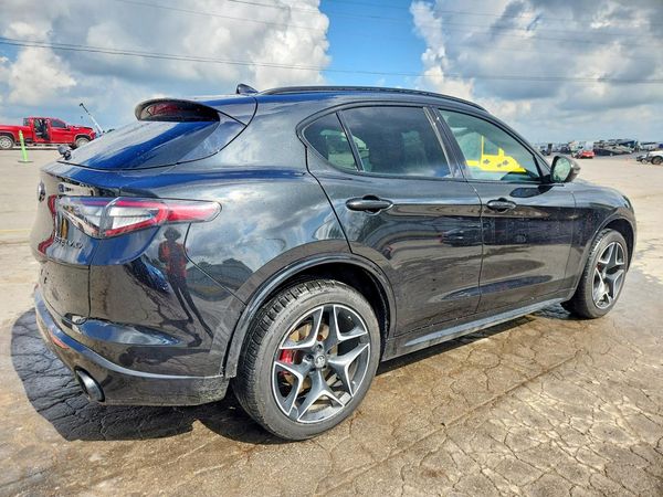 2020 ALFA ROMEO STELVIO