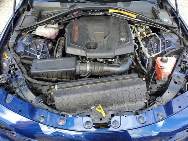 2019 ALFA ROMEO GIULIA TI RWD — Engine bay