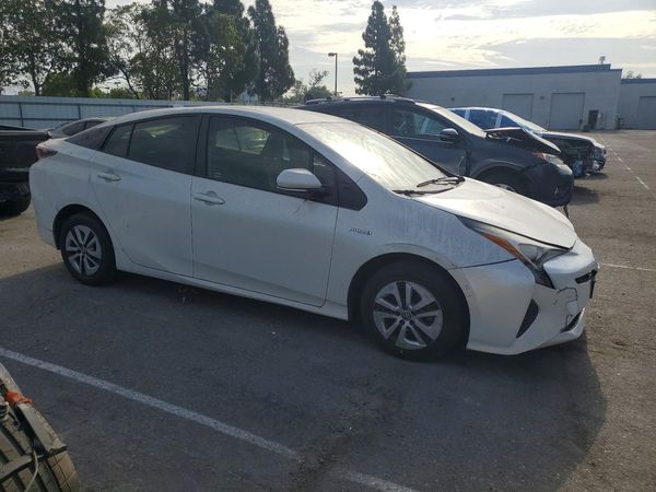 2018 TOYOTA PRIUS One/Two