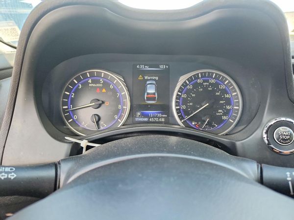 2015 INFINITI Q50