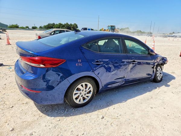 2017 HYUNDAI ELANTRA SE Base