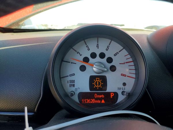 2014 MINI COOPER