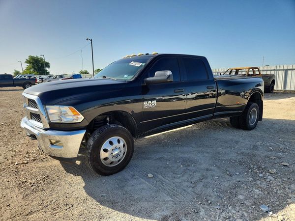 2018 RAM 3500 ST CREW CAB 4X4