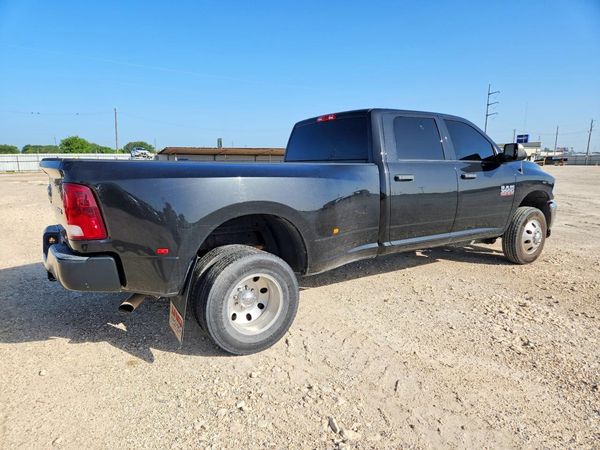 2018 RAM 3500 ST CREW CAB 4X4