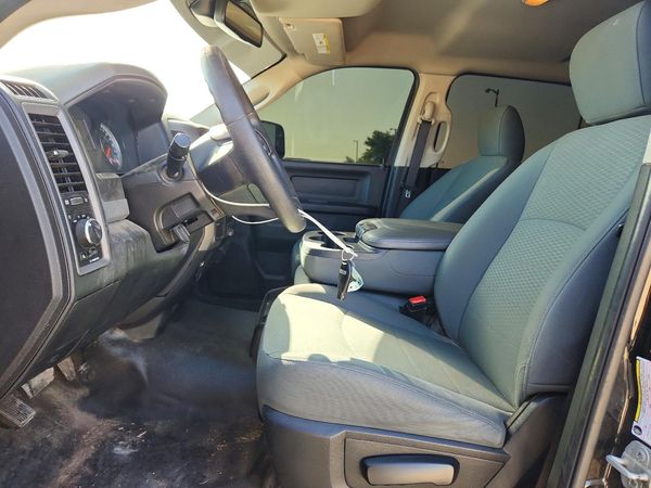 2018 RAM 3500 ST CREW CAB 4X4