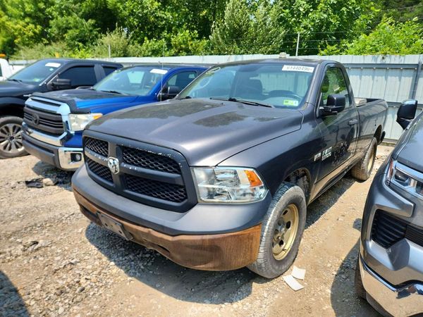 2015 RAM 1500 ST REG CAB 4X4